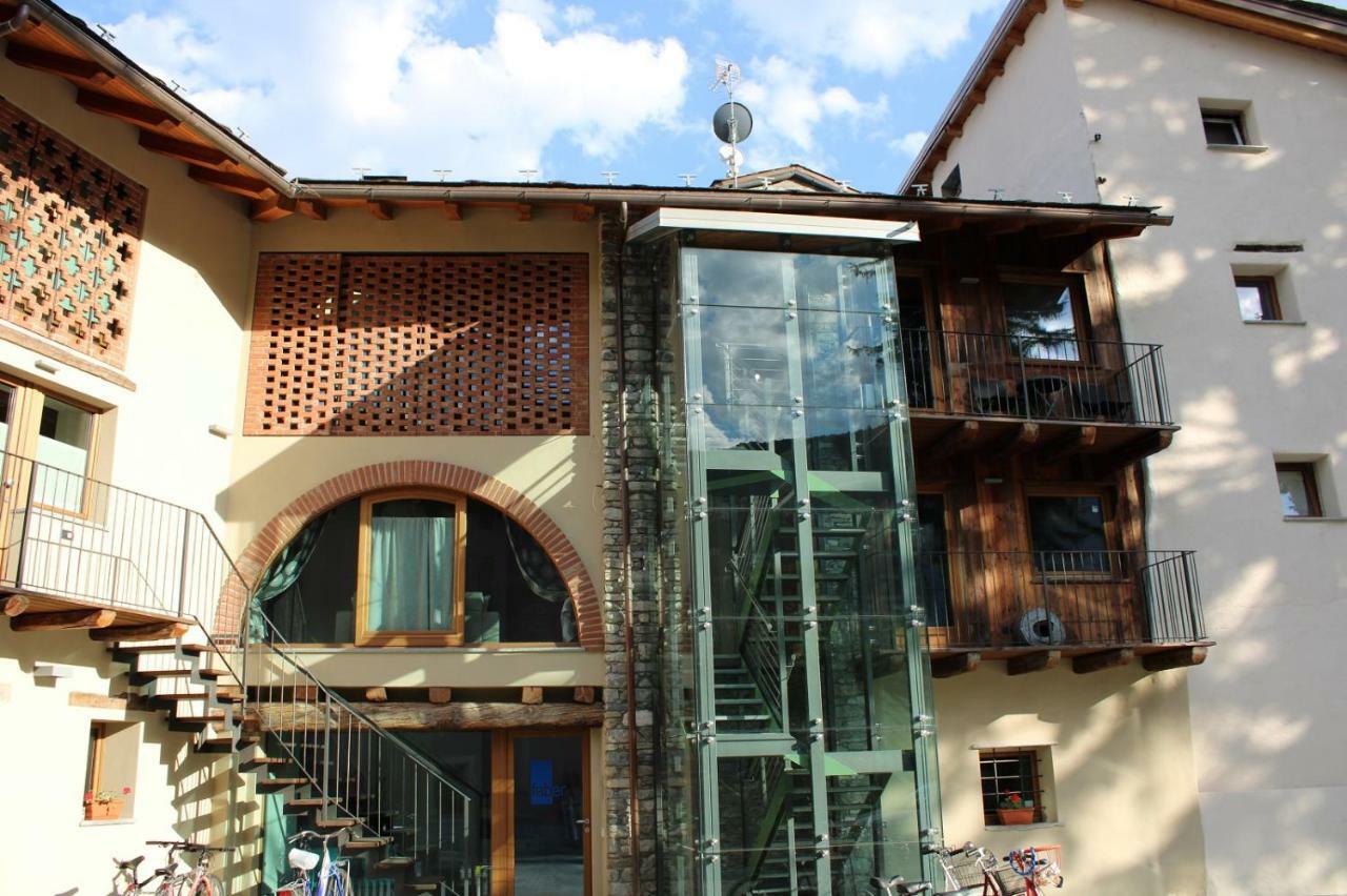 L'Atelier Du Temps - Les Greniers Appartements Аоста Экстерьер фото