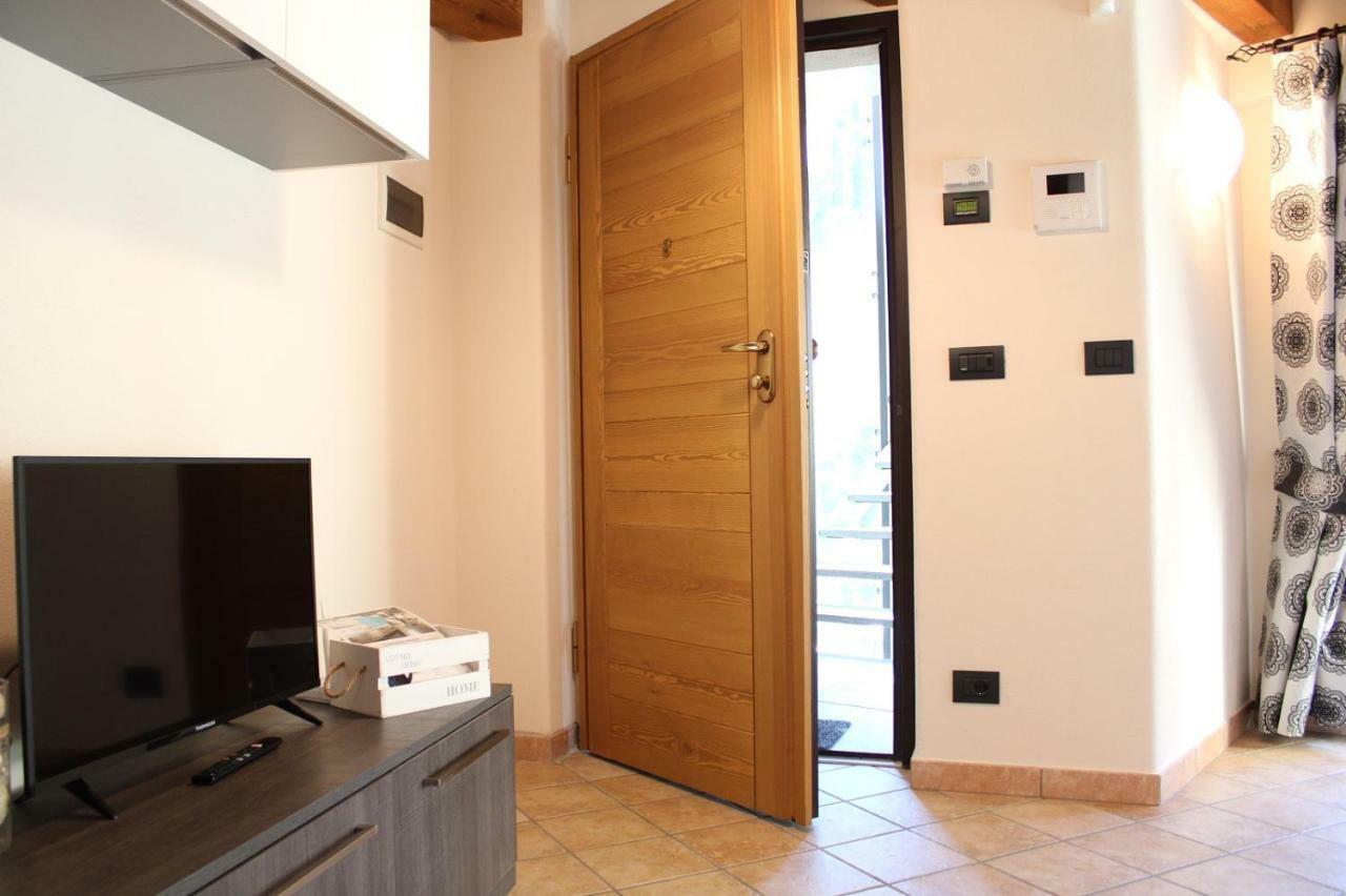 L'Atelier Du Temps - Les Greniers Appartements Аоста Экстерьер фото